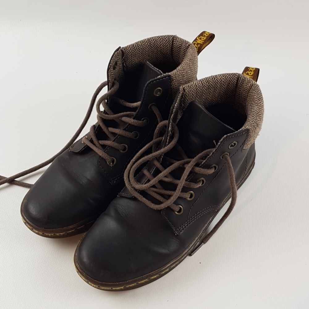 Dr. Martins Maelly Brown Leather women’s padded collar boot hiking - Size 8
